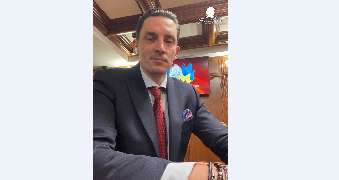 Другий сенат Конституційного Суду України ухвалив рішення, за скаргою Романа Червінського , яким частину п’яту статті 615 КПК України визнано такою, що не відповідає Конституції України.