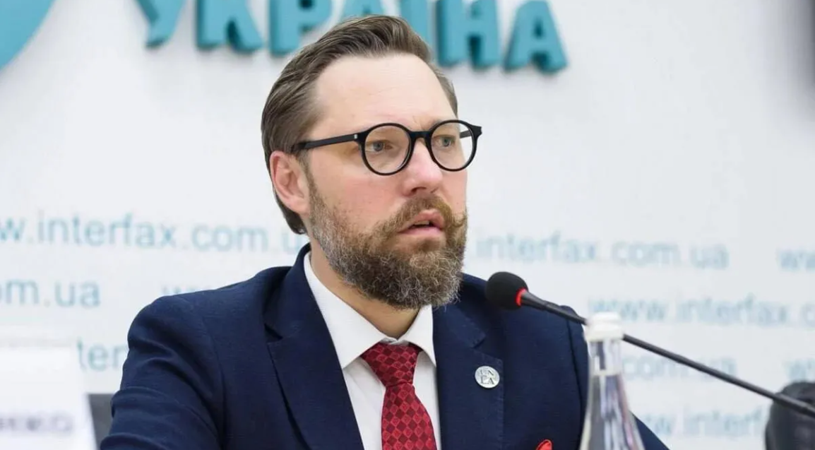 Досьє лобіста ≠ досьє адвоката