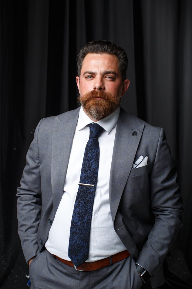 Багато хто питає про совісті адвоката і про те, як це адвокат може захищати злочинця, а тим більше вбивцю?